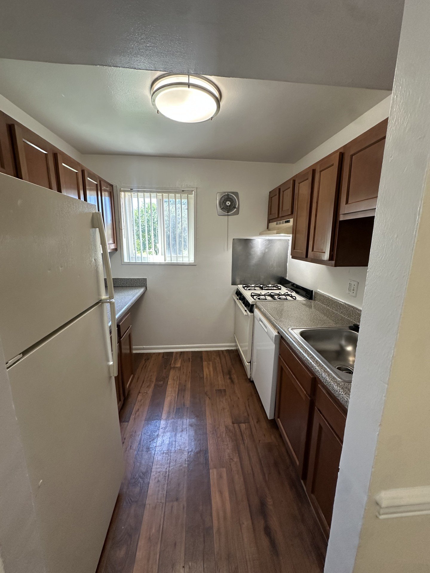 Highview Terrace Image 27