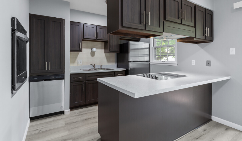 Gulf Drive Townhomes Image 16