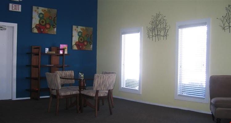 Apartments At Brentwood Manor Kansas City