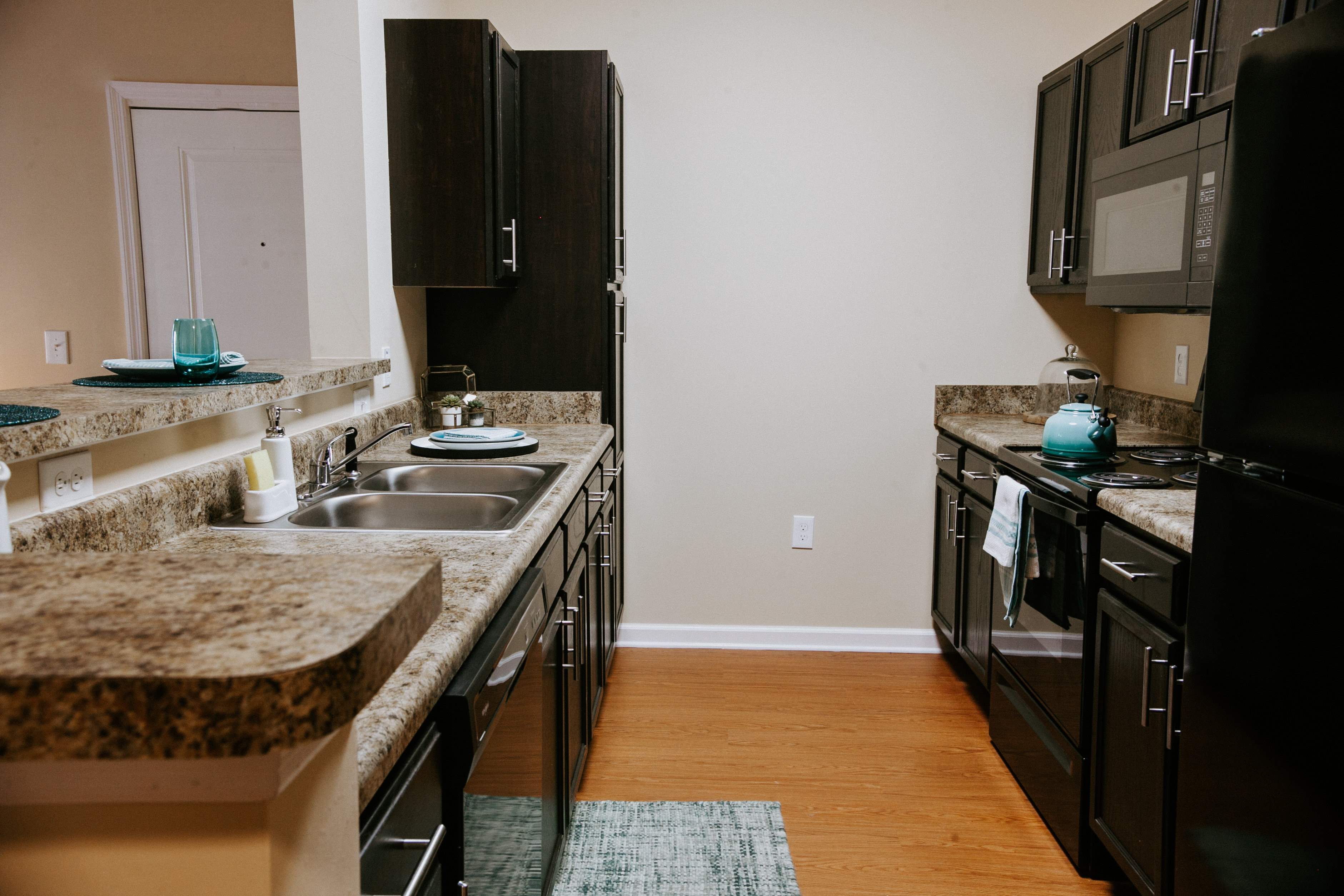 Hawthorne at the Hollow Image 5