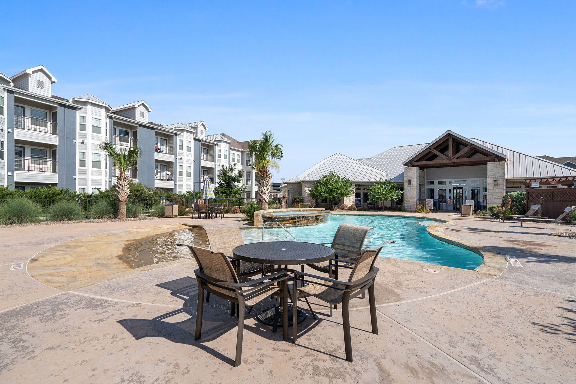 Residence at Midland Image 28