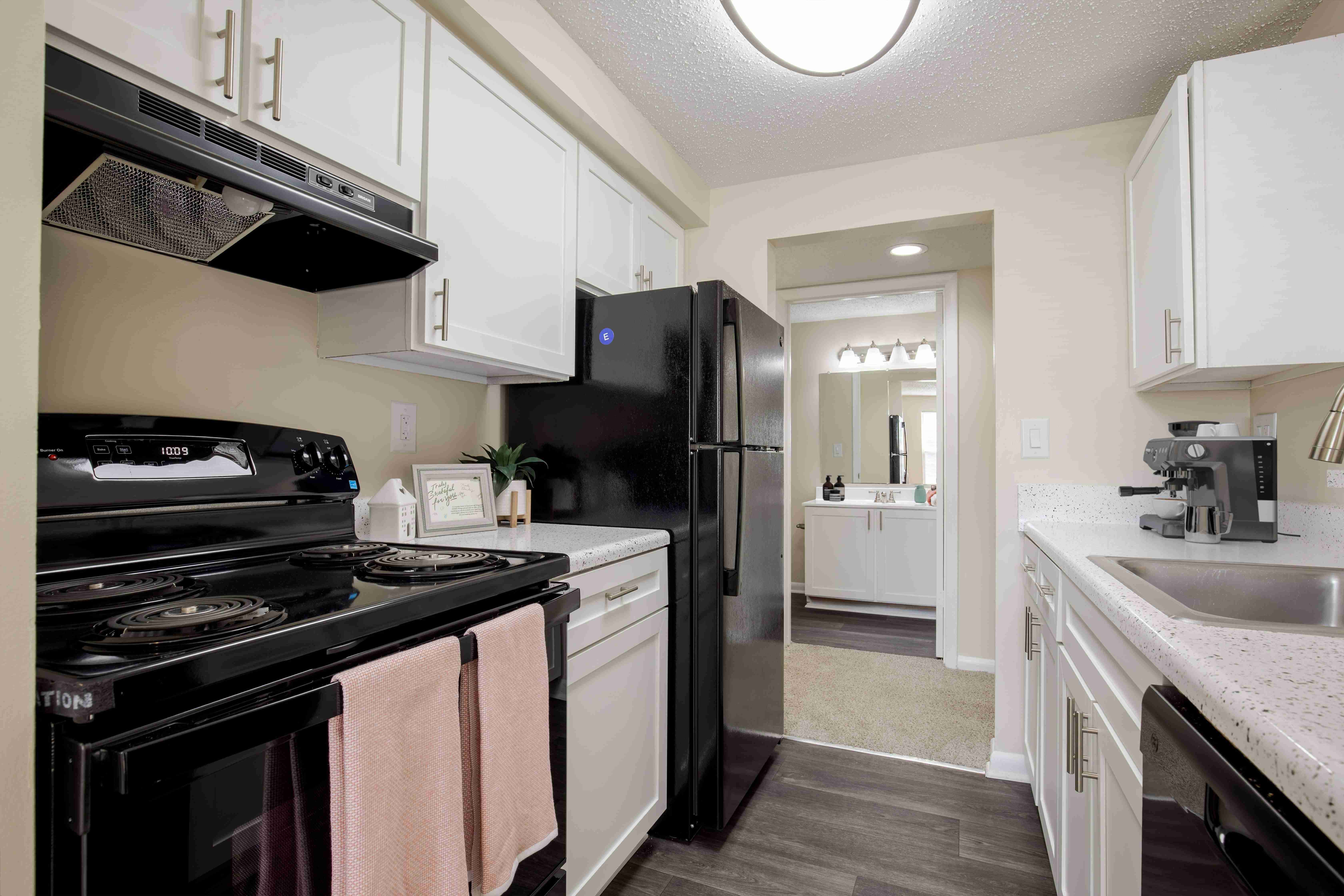 Kingscrest Apartments Image 32