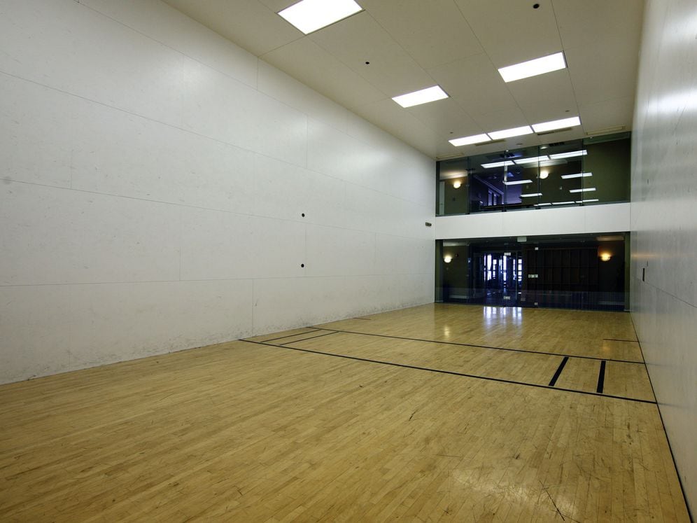 Racquetball court