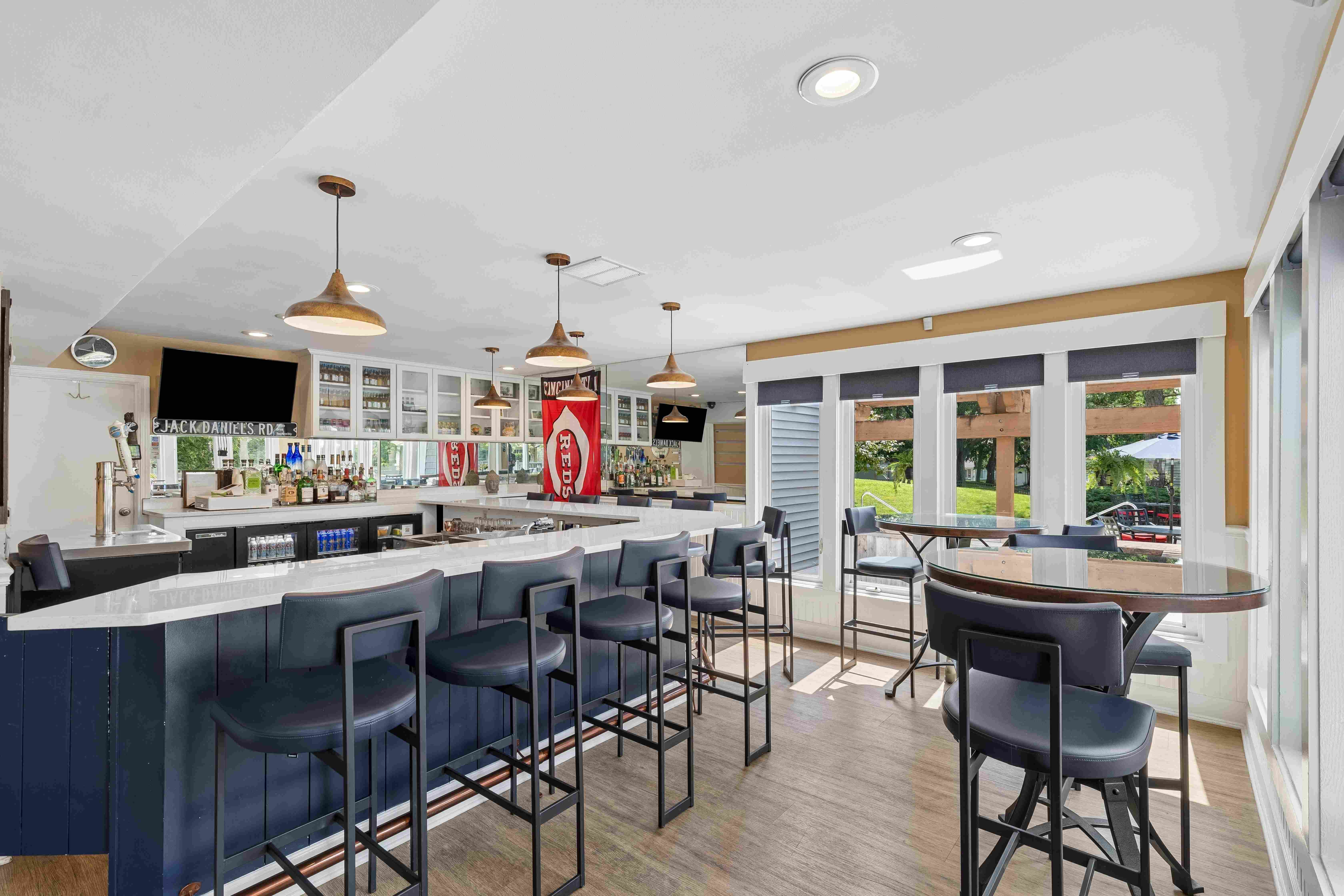 Harpers Point Apartments* Image 16