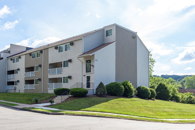 Merritt Station Apartments Image 3