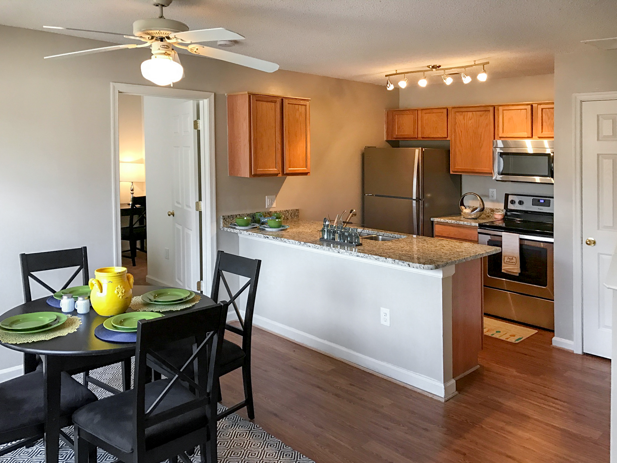 The Suites at Port Warwick Image 8