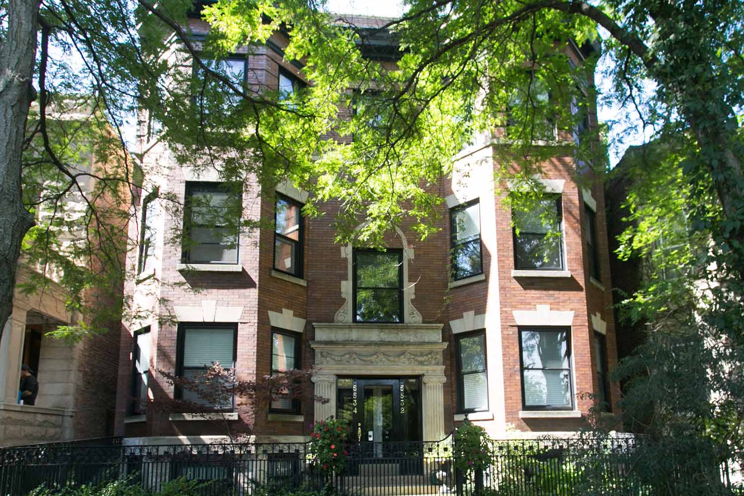 5532 S. Kimbark Image 1