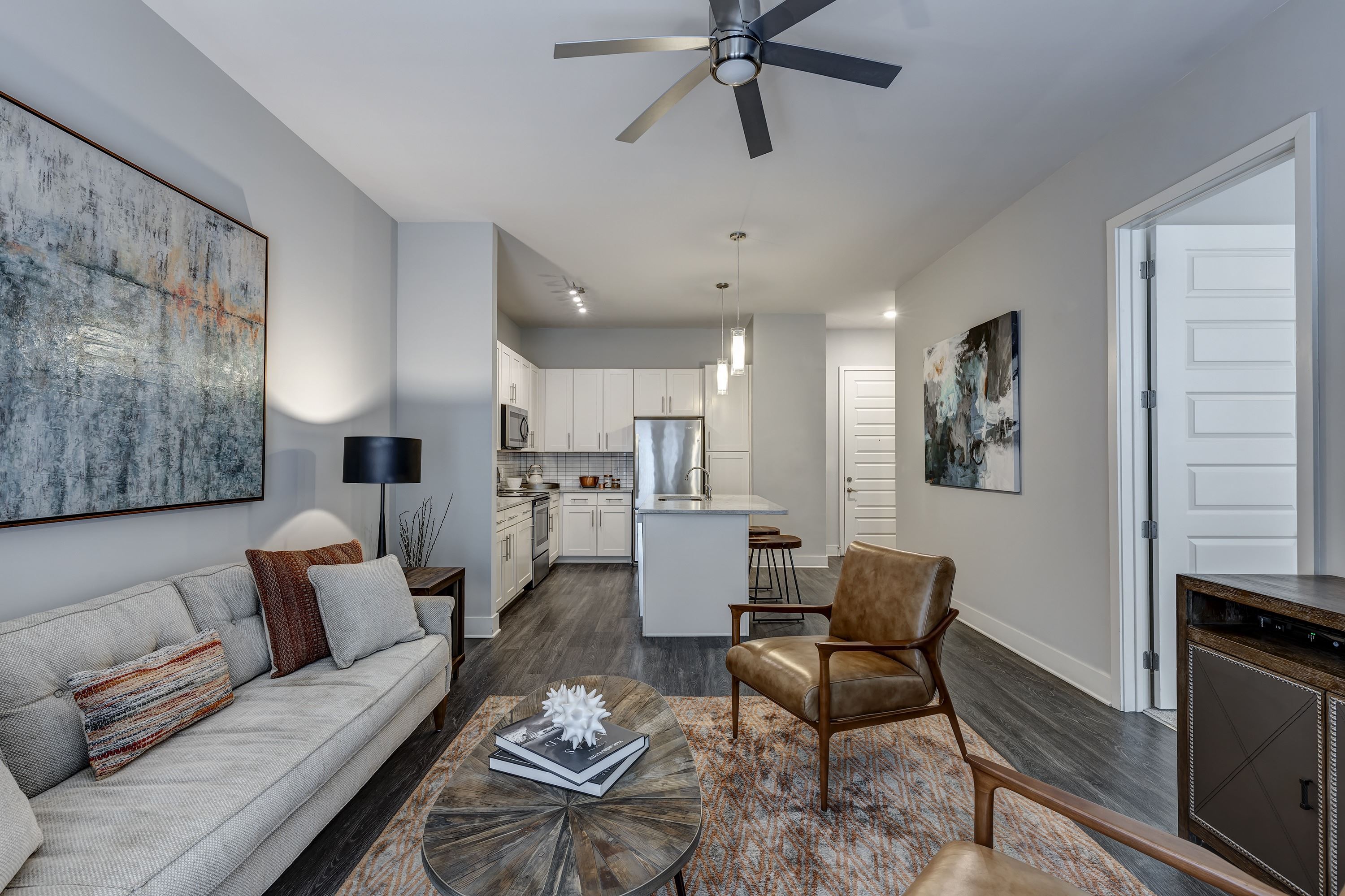 1400 Chestnut Image 6