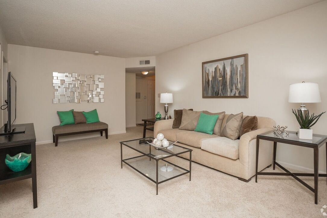 771 Lindbergh Image 6