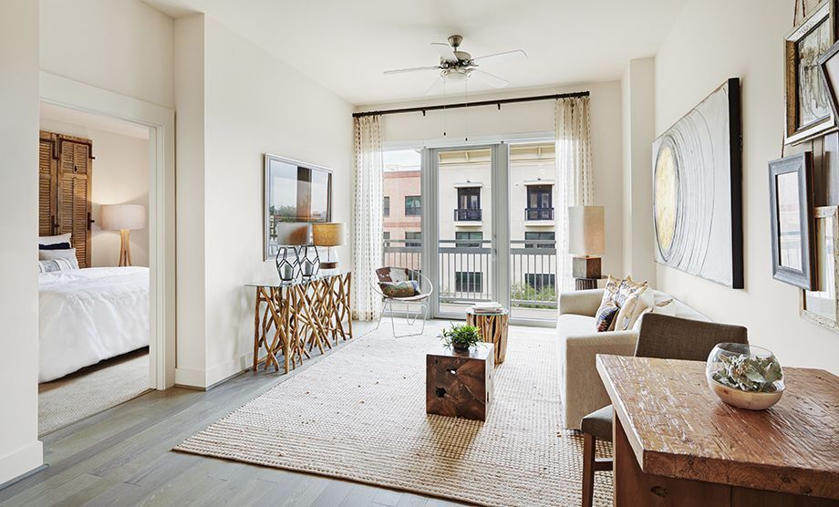 Camden McGowen Station Image 12