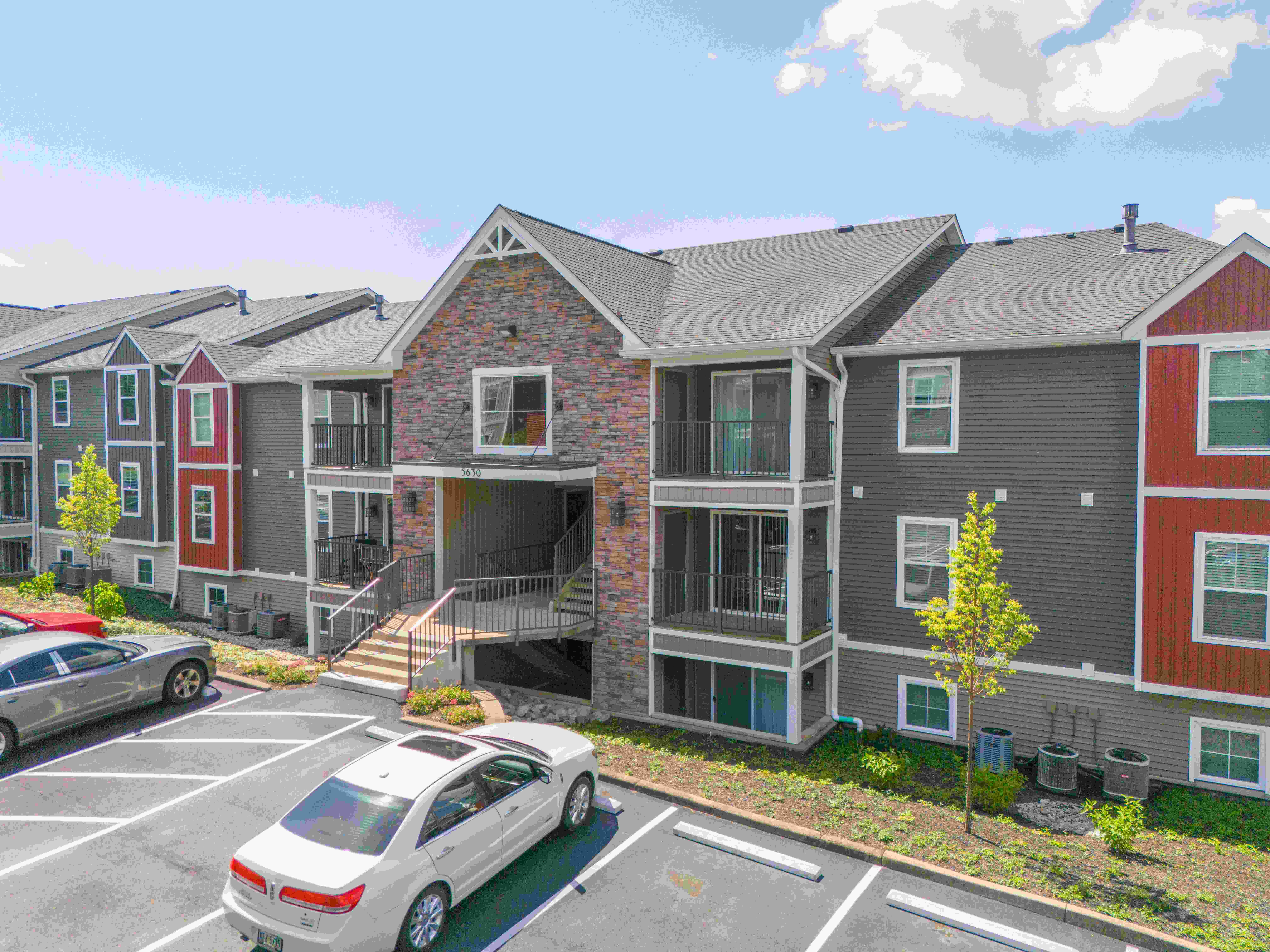 Hilltop Apartments Image 51