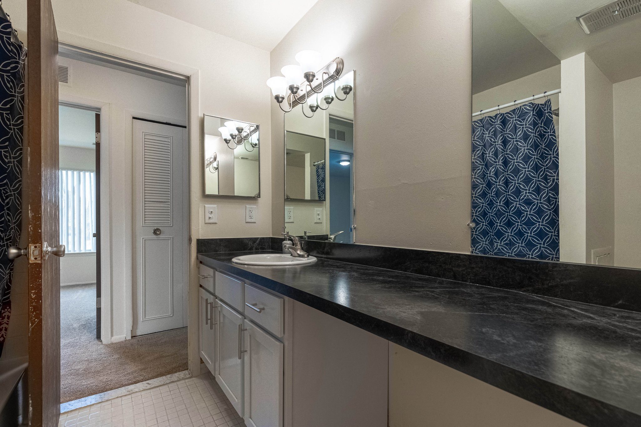 Drawbridge Updated Two Bedroom Bathroom