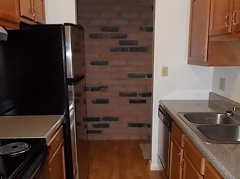 Toll House Apartments Image 2