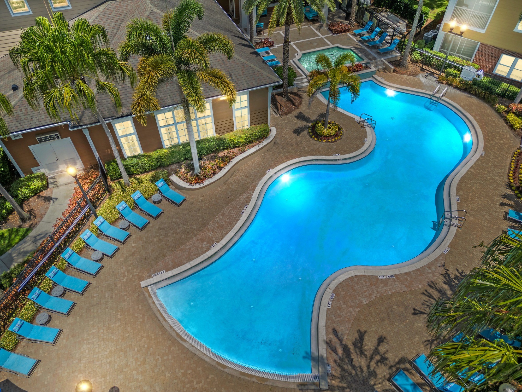 Cumberland Park Apartments Image 1