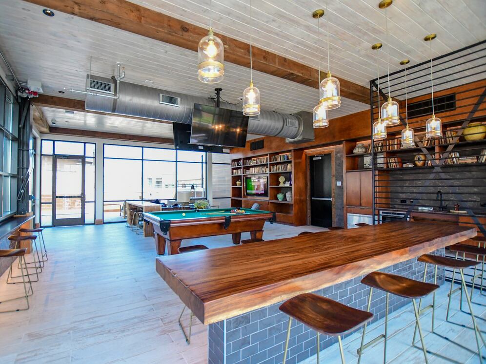 Resident lounge with billiards