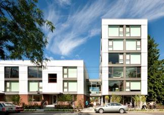 Belroy Apartments Image 3