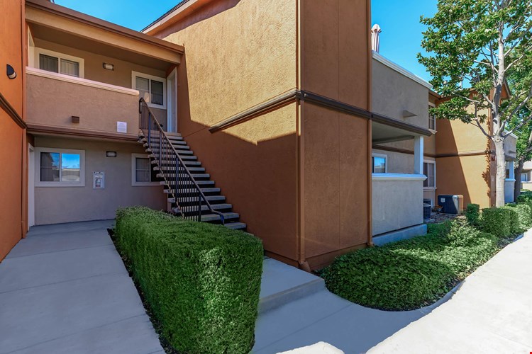 Cornerstone Apartments Image 3