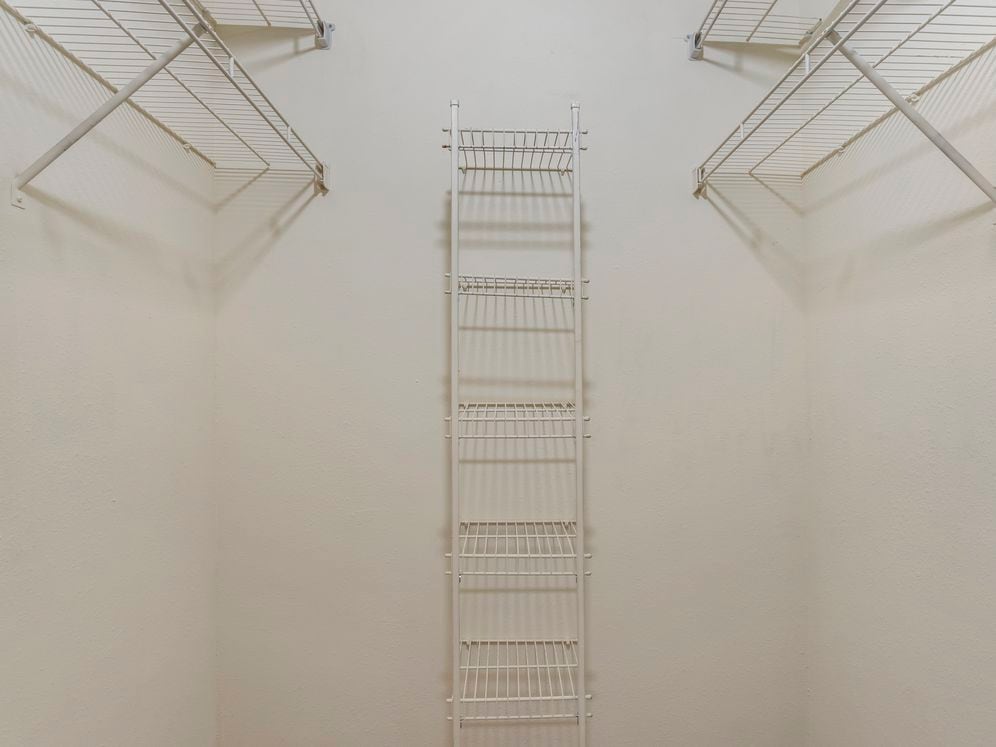 Walk-in closet