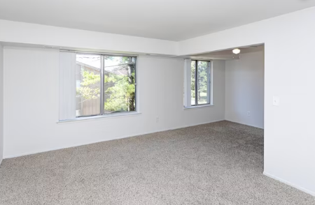 Shelby Oaks Townhomes Image 10