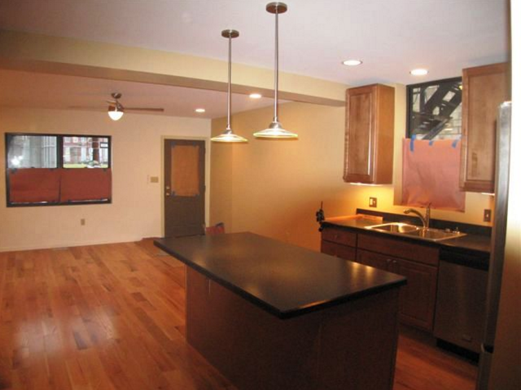 1210 Sarah Street - Kitchen