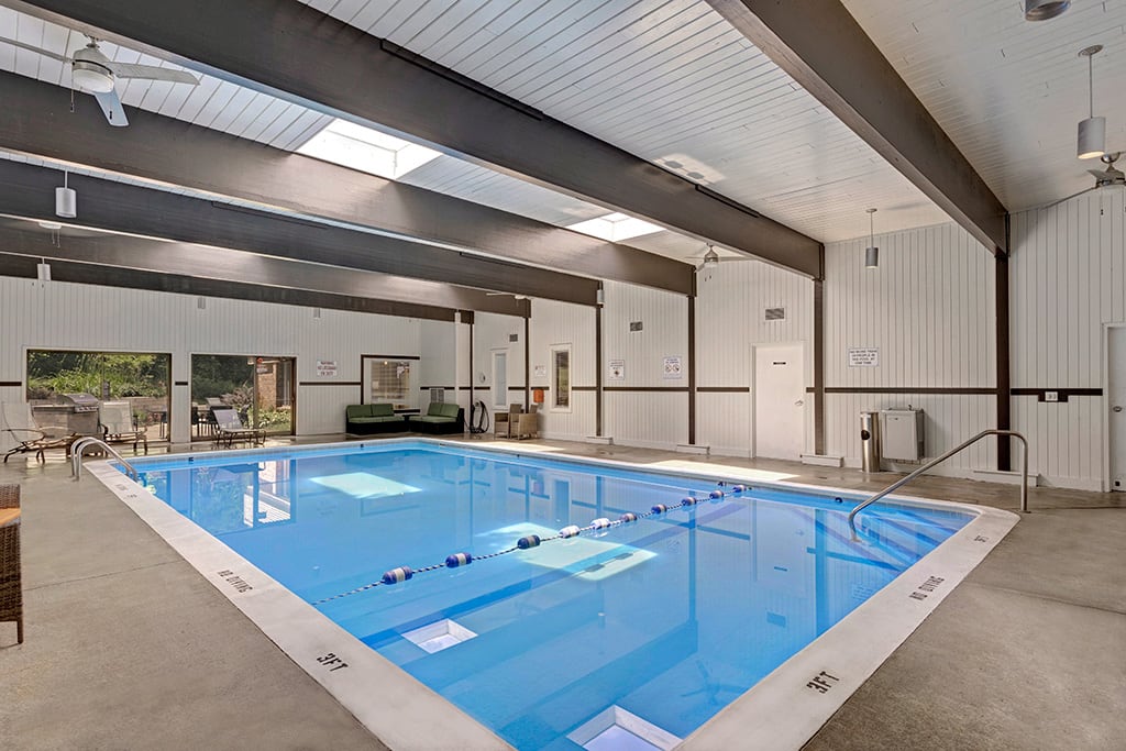 Glen Oaks East Image 1