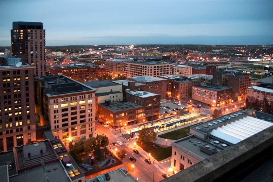 Custom House Image 81
