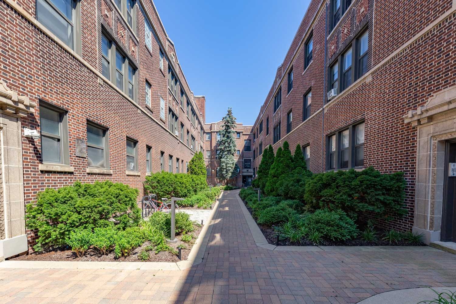 Ellis Court Image 15