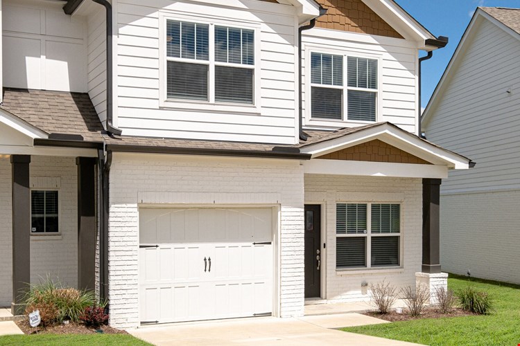 Highland at Hickory Hills Townhomes Image 38