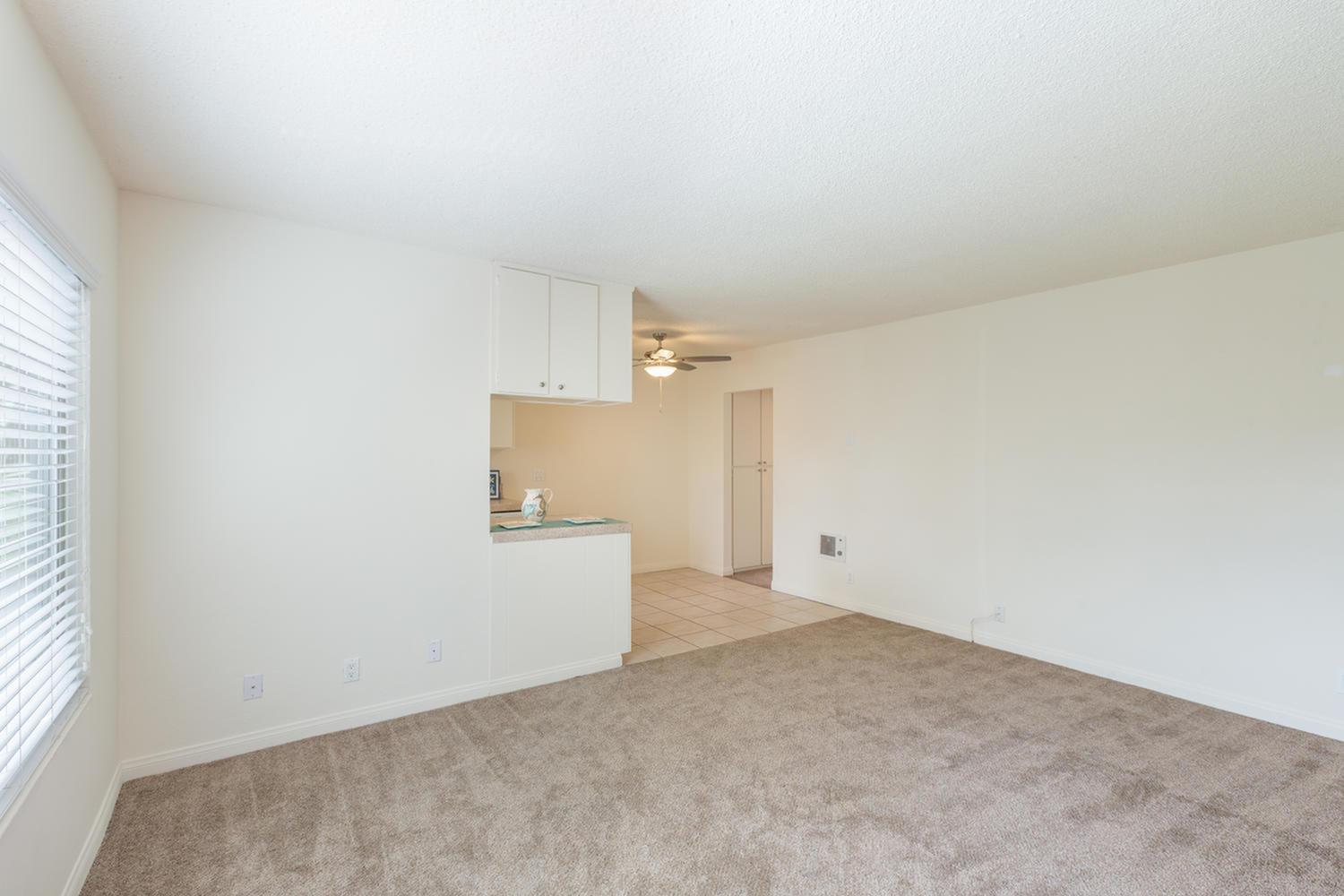 Elan The Plaza Image 8