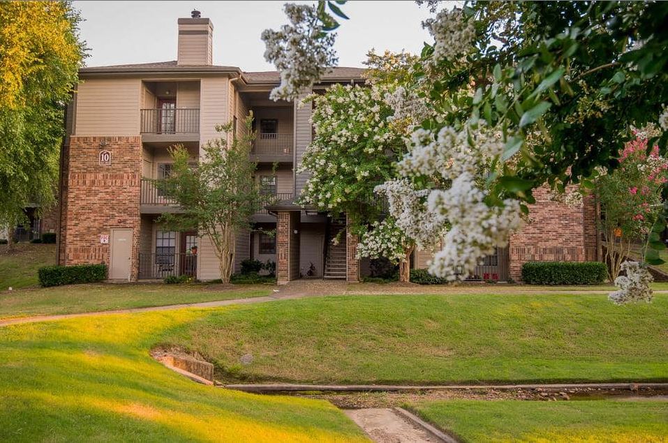 Arbors of Pleasant Valley Image 3