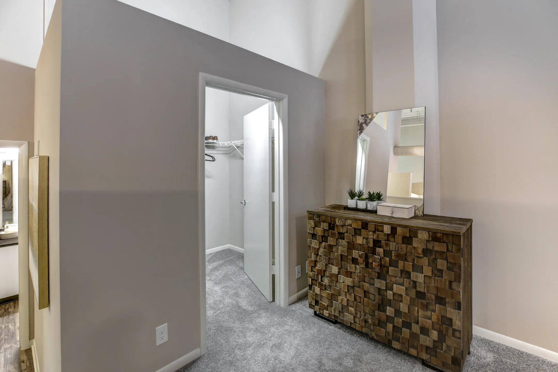 The Lofts at Shillito Place Image 10