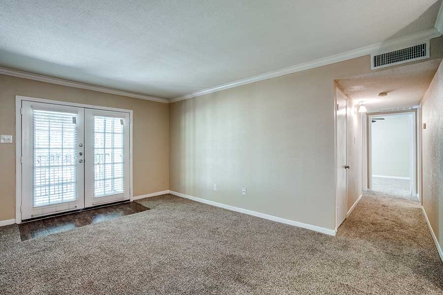 Live Oak Apartments Image 6