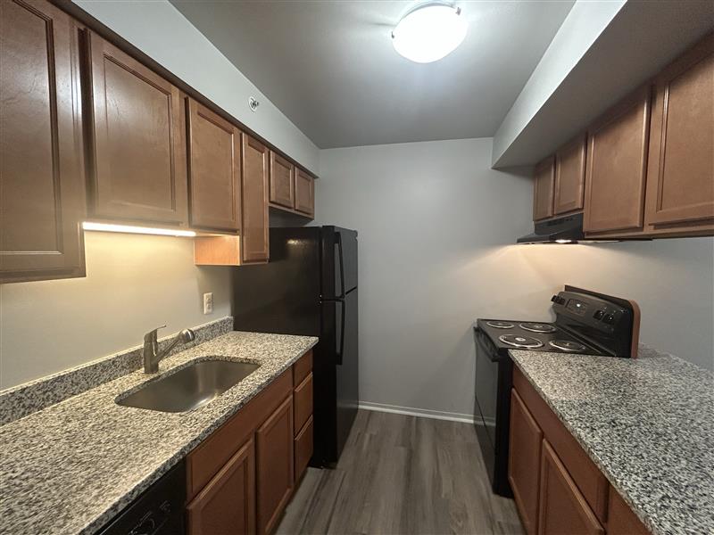 Woodland Villa Apartments Image 26
