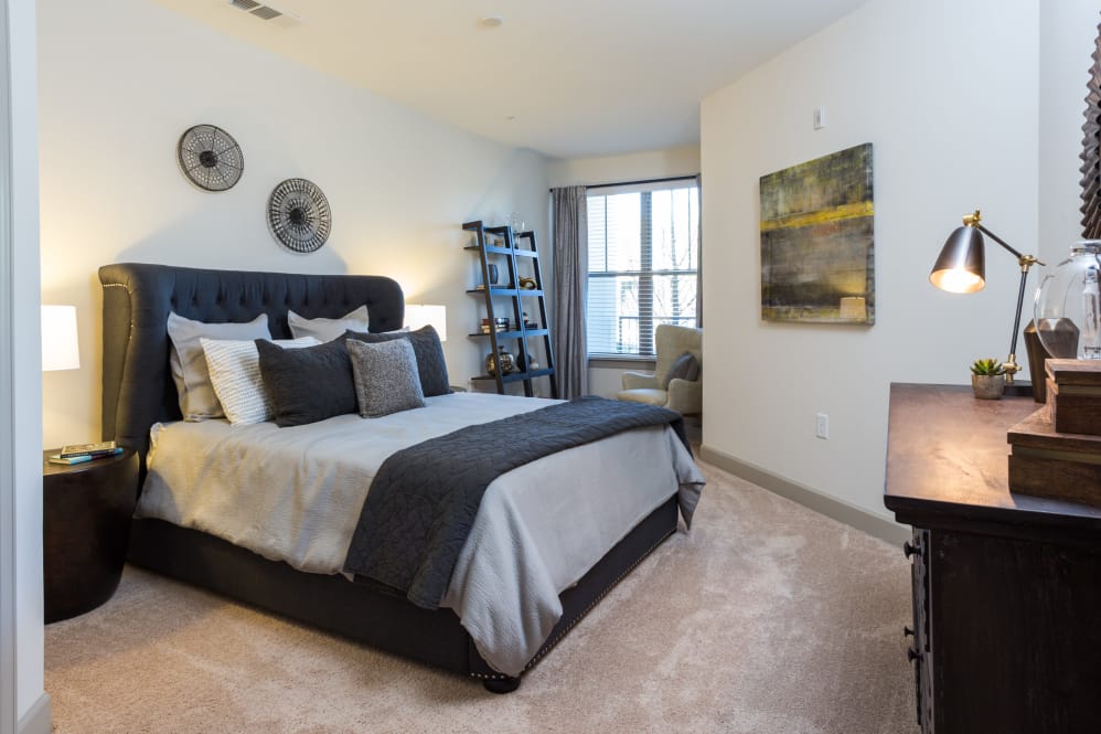 One Metrocenter Image 11