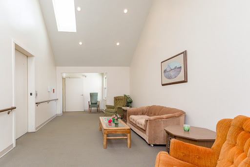 Catalpa Tree Apartments Image 12