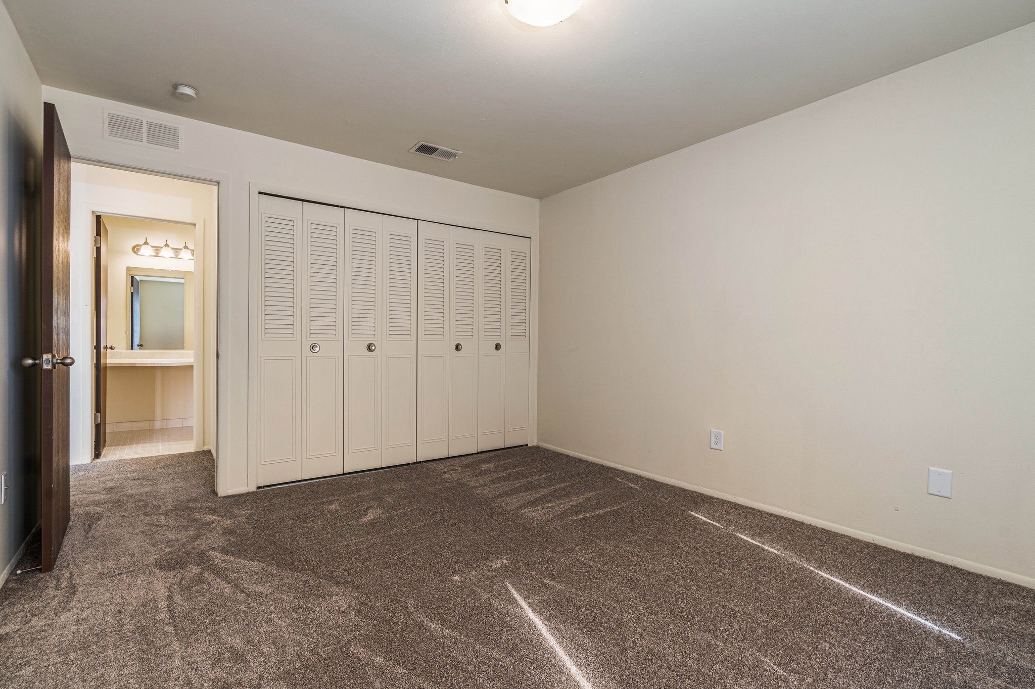 Drawbridge Apartments East Image 40