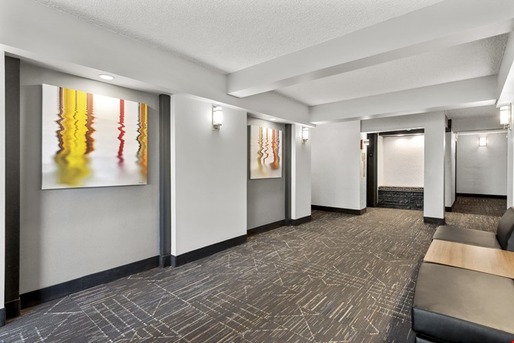 Park Towers Image 22