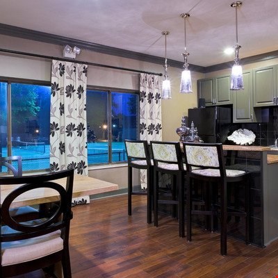 Hurstbourne Grand Apartments Image 91