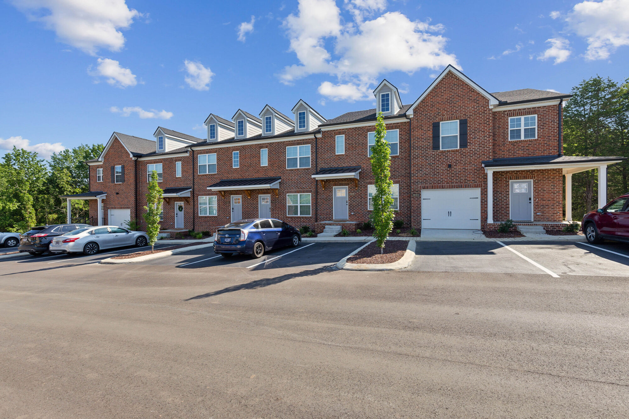 Blakeney Commons Townhomes Image 9