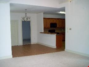 Lake's Edge  Image 4