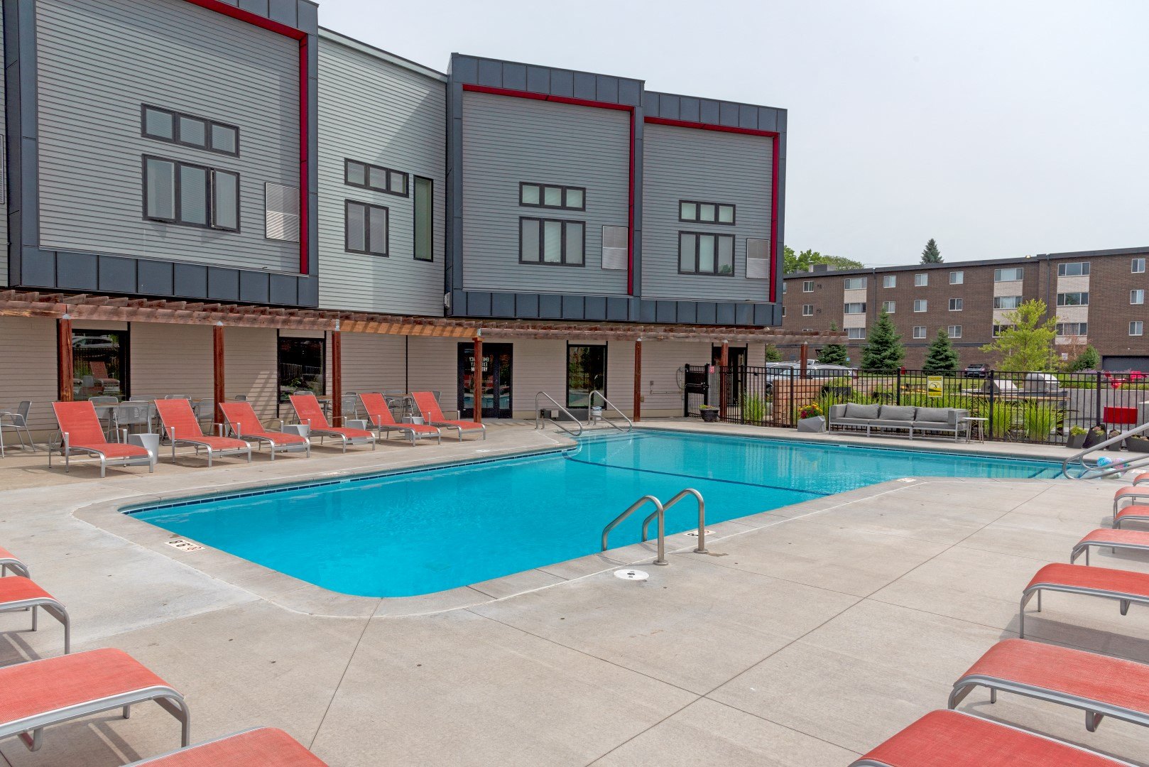 Hamline Pointe Apartments Image 2