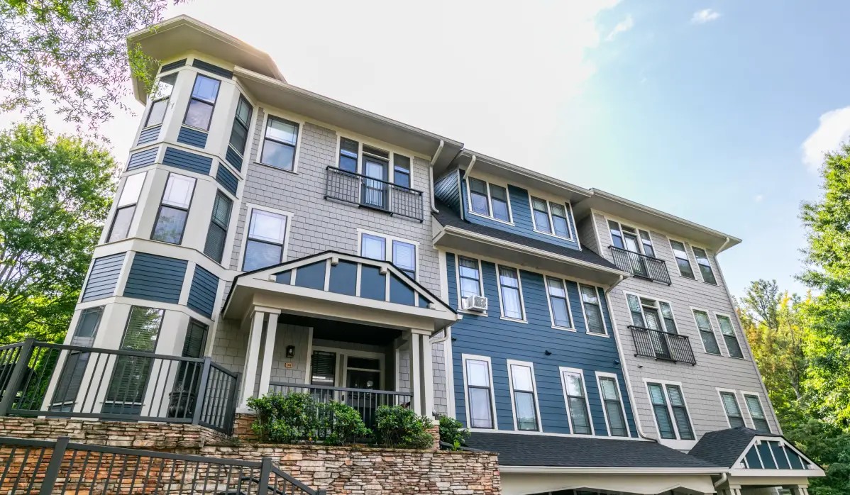 Reserve at Johns Creek Walk Image 1