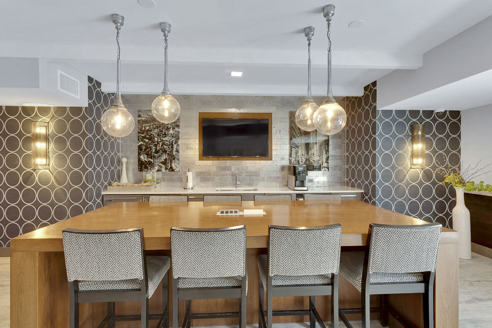 1044 Downing Image 4