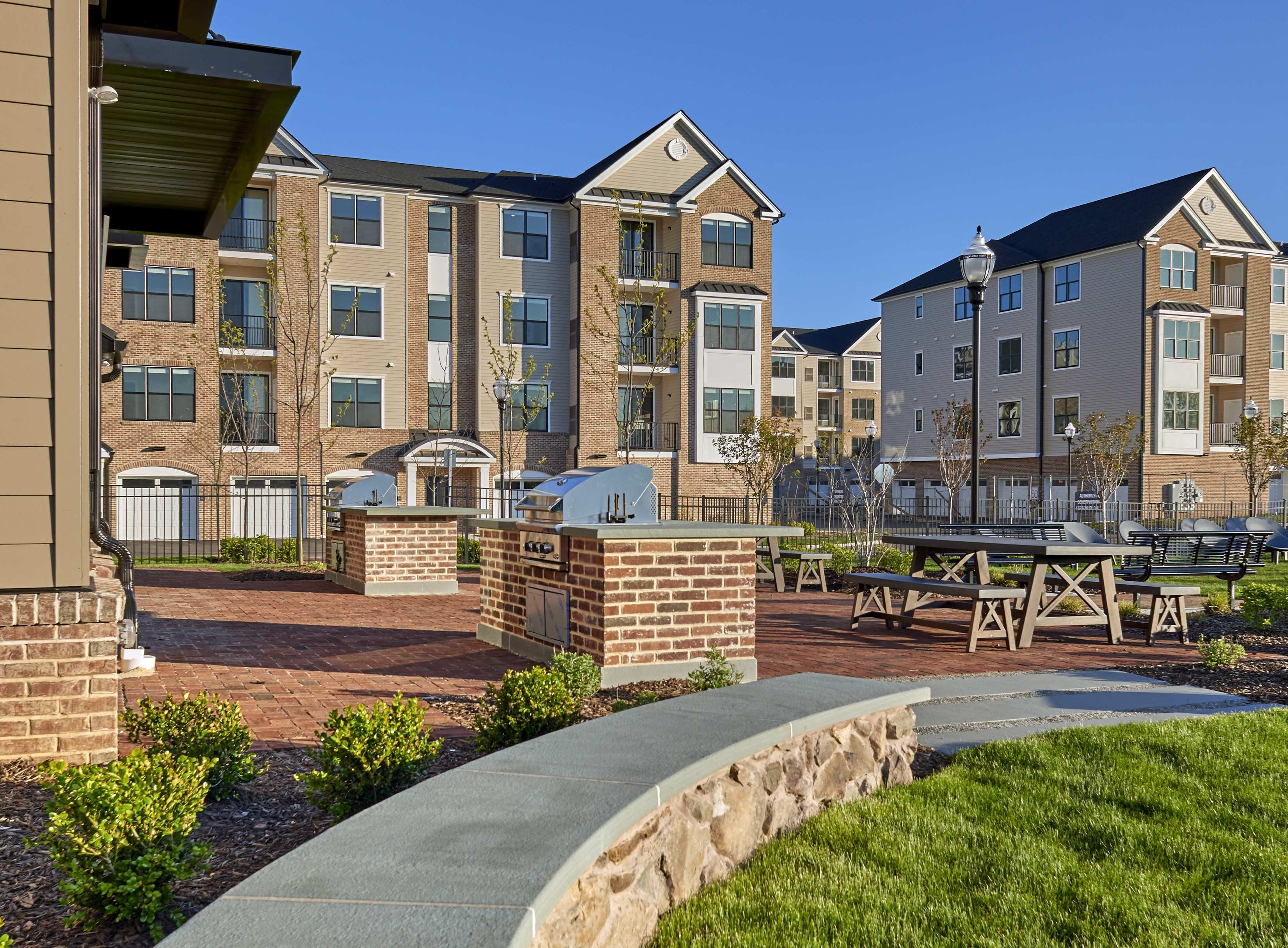 Central and Oak Image 16