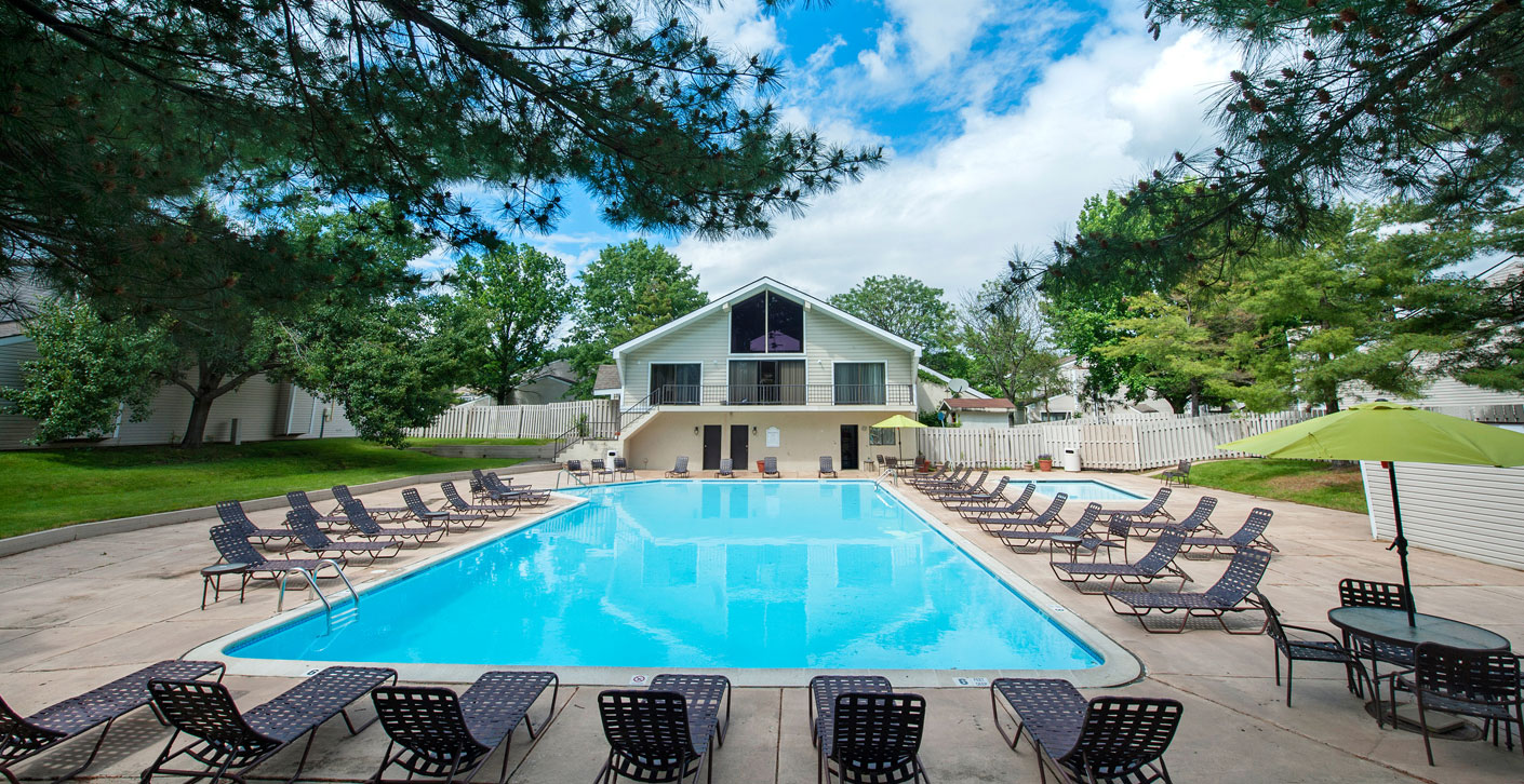 Thunder Hollow Townhomes, Bensalem (see pics & AVAIL)
