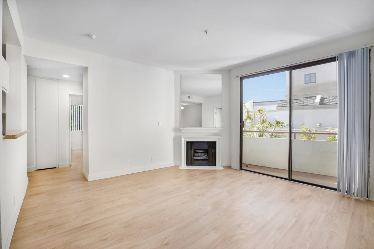 Ashton Towers Image 5