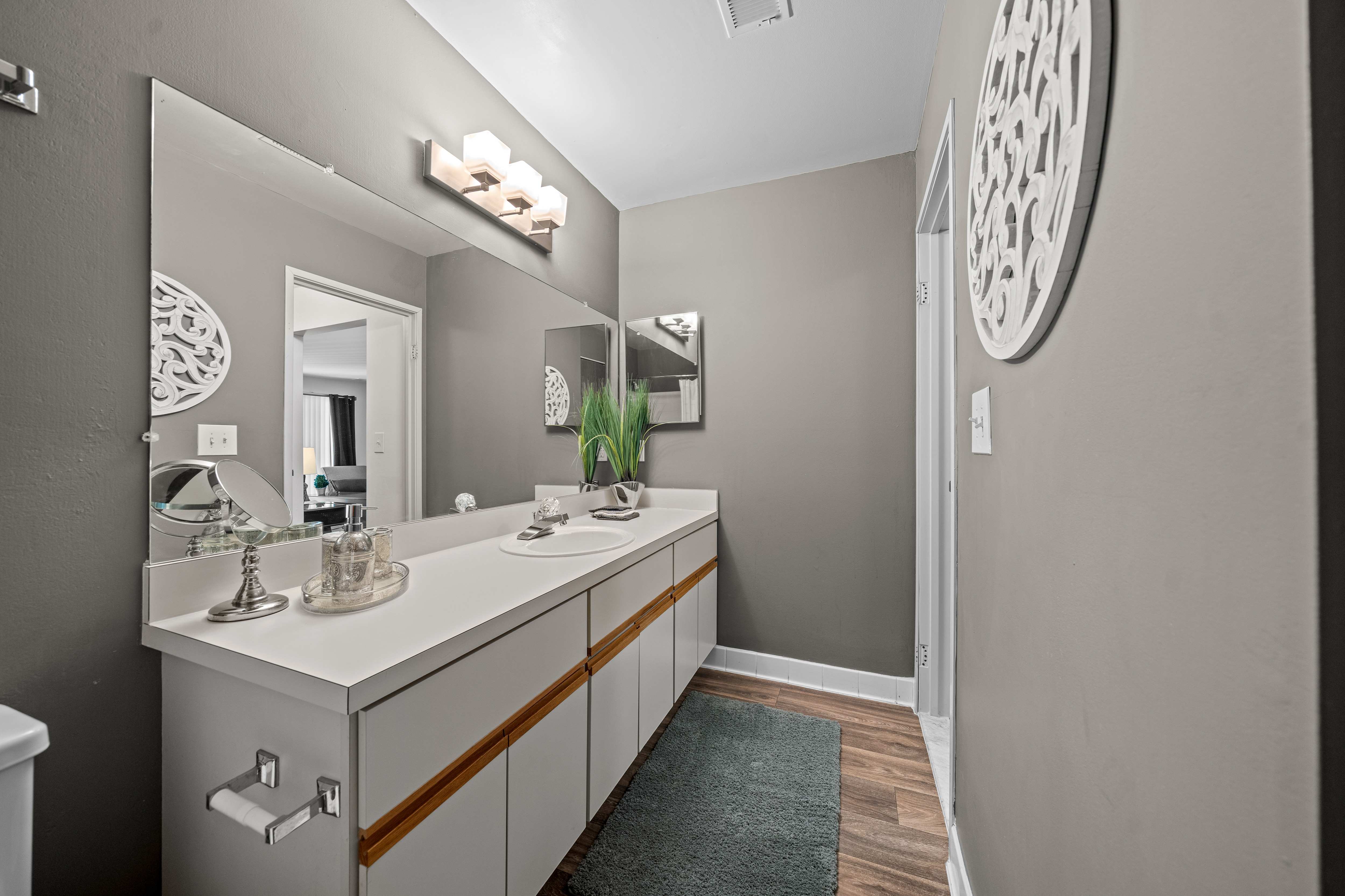 Posh bathroom at Park Lane Apartments in Southfield