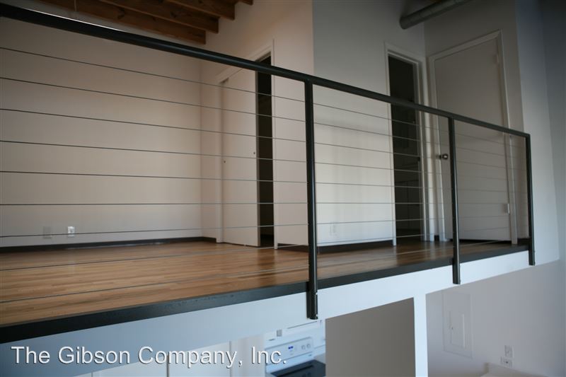 4130 Commerce Street Image 6