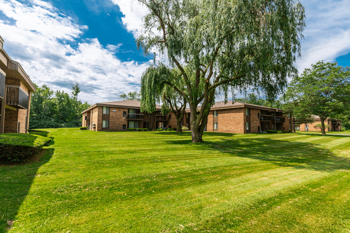 Eastwood Village Apartments Image 32