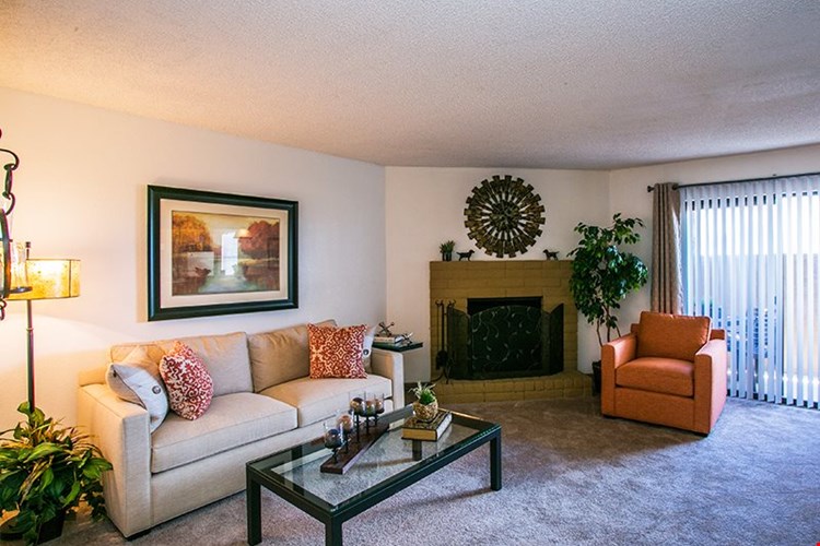 Apartments At Del Rio Albuquerque Apartmentsearch Com